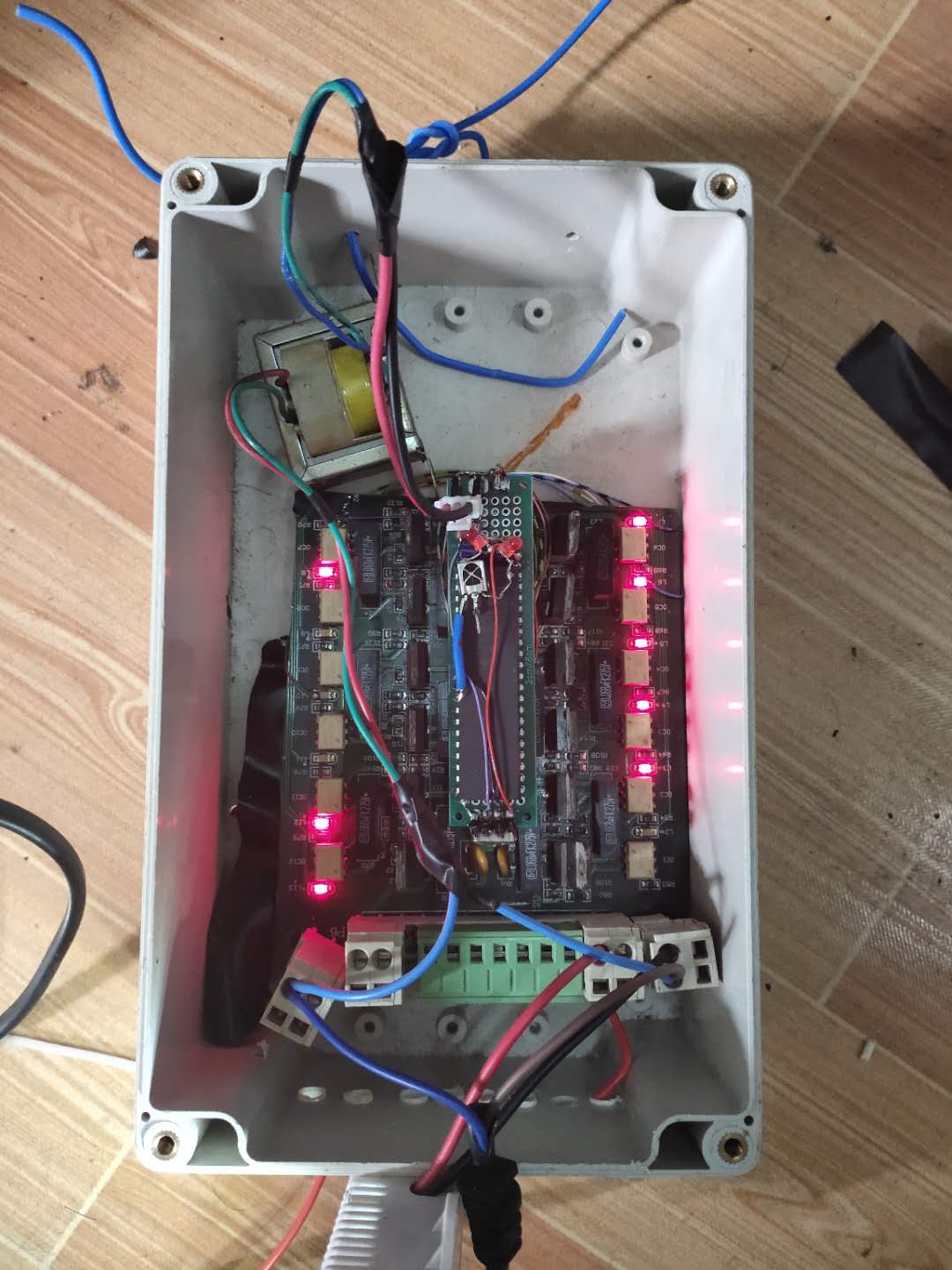 88efcac40cccc2ae9c4204df86cae84.jpg