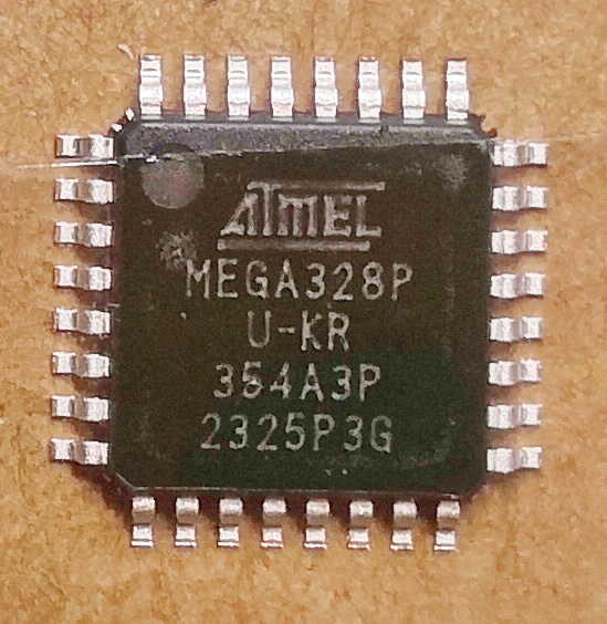 04 ATmega328P.jpg